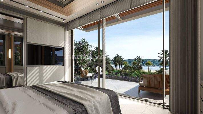 Beachfront Houses Near Daily Amenities in Bodrum