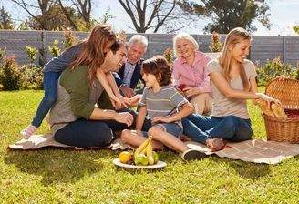  1 Familienvergnüren im eigenen Garten