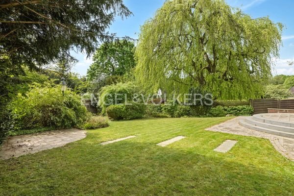 Oberer Garten rückwärtig