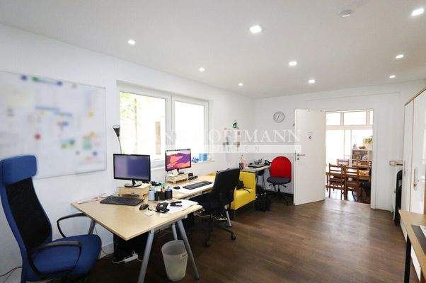 M2451 EG - hinteres Büro