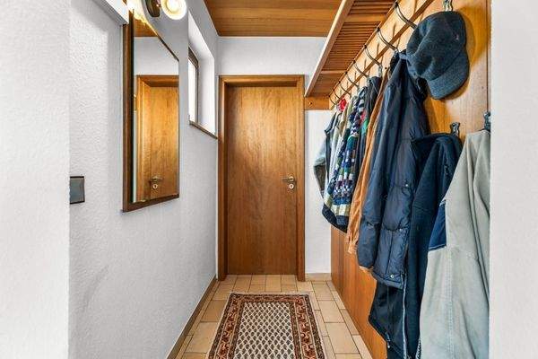 06-EG-Diele-Gardarobe.jpg