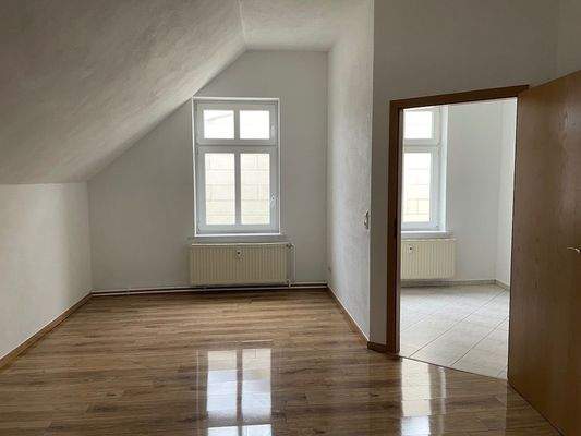 Schlafzimmer mit Blick in Flur