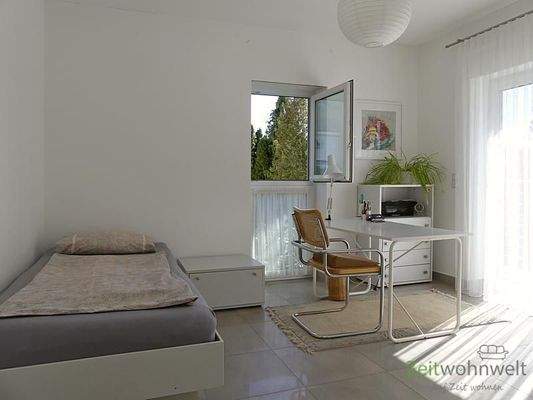 Gästebett im Arbeitszimmer