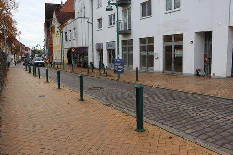 Kiel / Friedrichsort Ladenlokale, Ladenflächen 