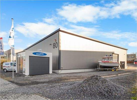 Peter Dondorf Immobilie - Lagerhalle vorne