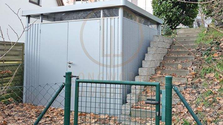 36-Hauszugang-hinten-Fahrradgarage