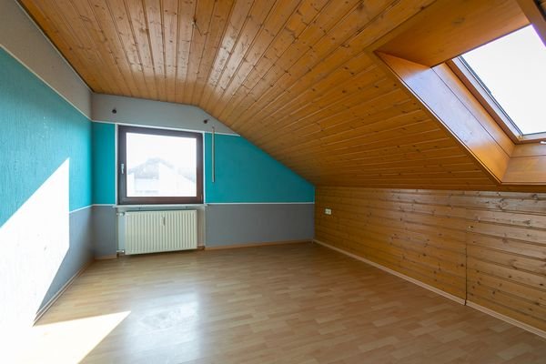 Schlafzimmer DG