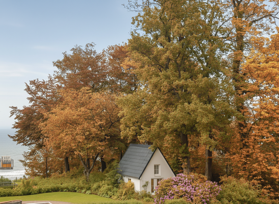 Seitlicher Meerblick aus dem Wohn- und Esszimmer