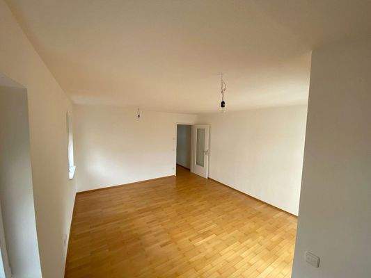 Wohnzimmer aus Leseecke gesehe