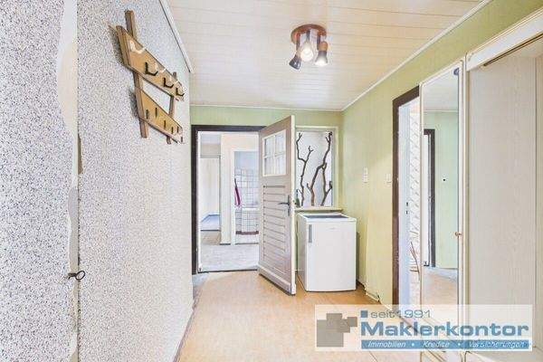 Diele Küchenseite EG