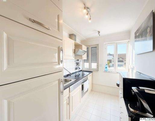 Küche mit Fenster - Bild 1