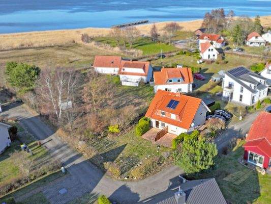 Nur wenige Schritte bis zum Wasser