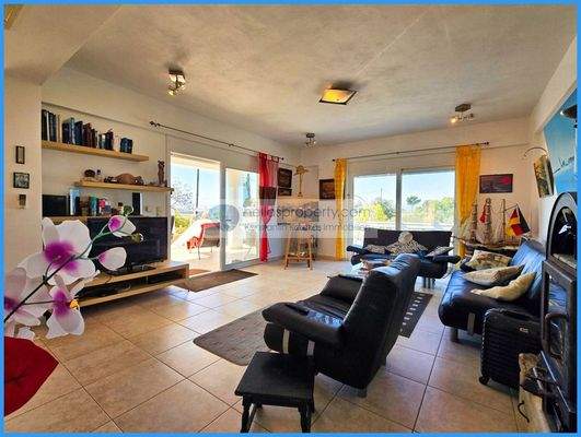 907782d10f2047eeb8c7e07aa408d7ad-original