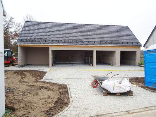 Überdachter Stellplatz