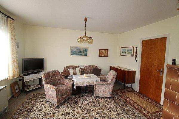 Wohn- und Fernsehzimmer