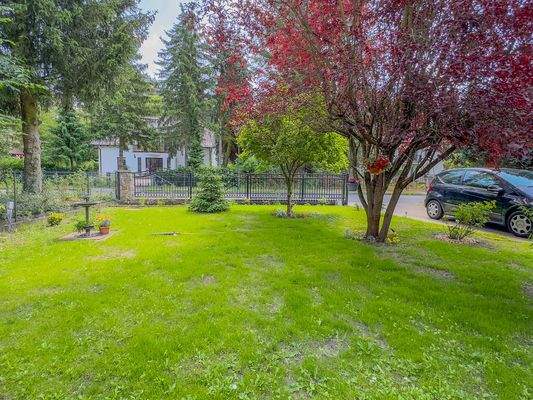 vorderer Bereich Grundstück