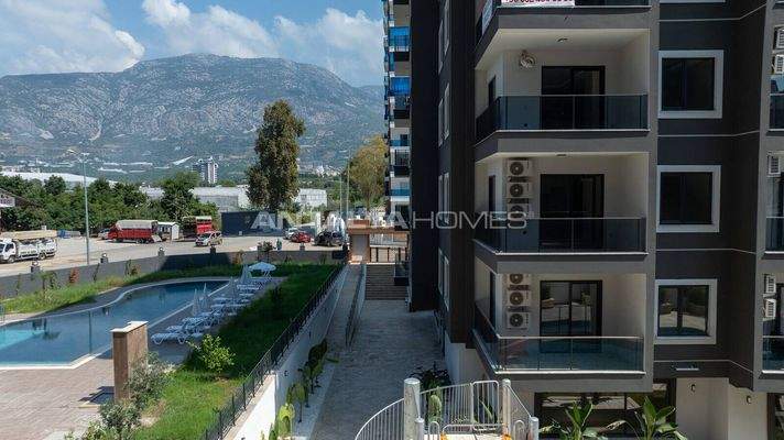 Hotel-Concept Apartments with Pool and Gym in Alanya Mahmutlar