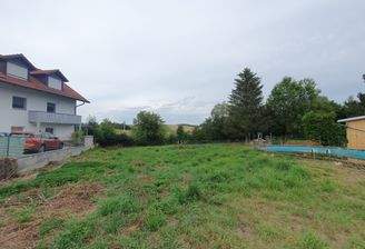 Grundstück mit Ausblick