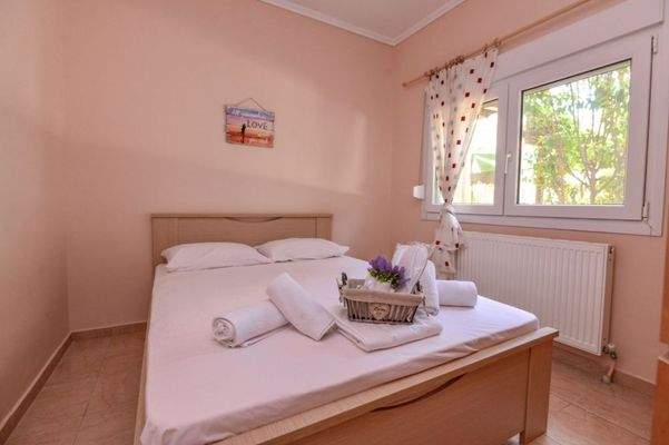 DETACHED HOUSE HALKIDIKI