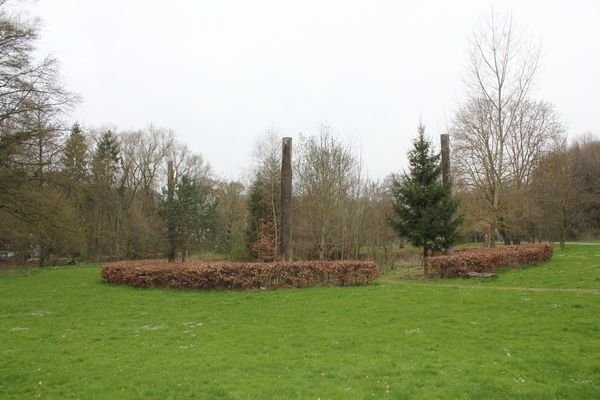 Blick vom Grundstück auf den Park