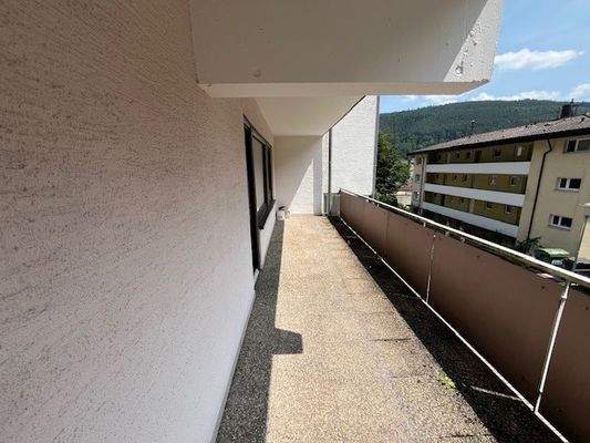 großer Balkon