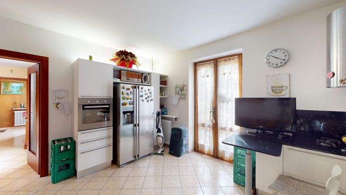 TR-074-9-Proprieta-su-2-livelli-a-Monzambano-11282