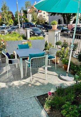 Terrasse vor dem Haus