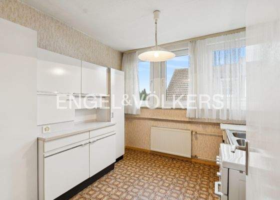 EV - DG - Küche  / Zimmer