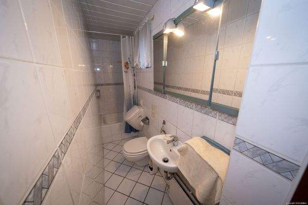 Badezimmer Erdgeschoss