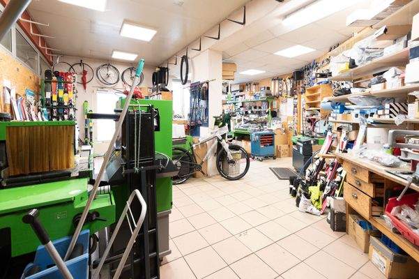 Löwen-Immobilientreuhand-Gewerbeobjekt-Geschäftslo