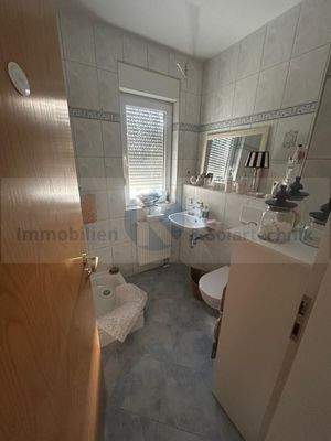 Gästebad mit Dusche