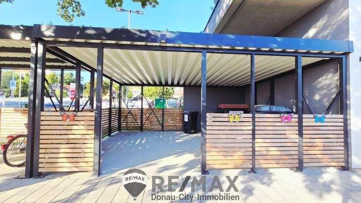 21 Gemeinschaftsraum für Abfallentsorgung