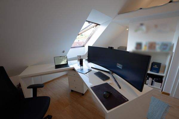 Zweites DG - Arbeitszimmer 1