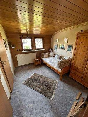 kleines Schlafzimmer OG Gaube