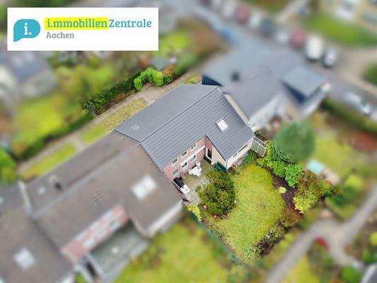 Drohnenperspektive Rückansicht