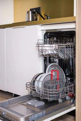 da610ffe-f5ab-47f8-8a17-c4fe8d65a079