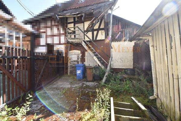 Innenhof mit Scheune