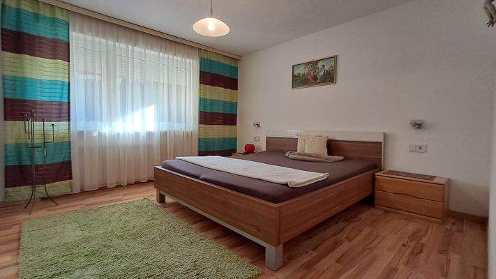 Schlafzimmer 2 im EG