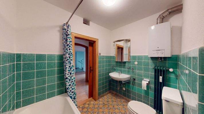 Badezimmer • Hansator Immobilien