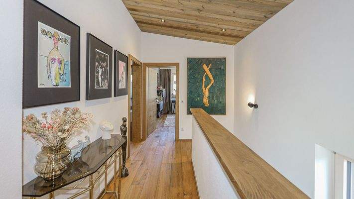 KITZIMMO-Exklusive Haushälfte in Ruhelage mit Bergblick kaufen - Immobilien Waidring.