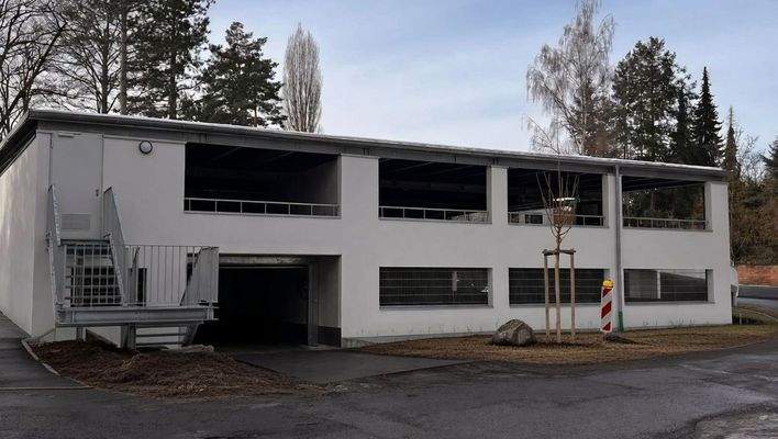 Parkaus mit eigenen Stellplatz 