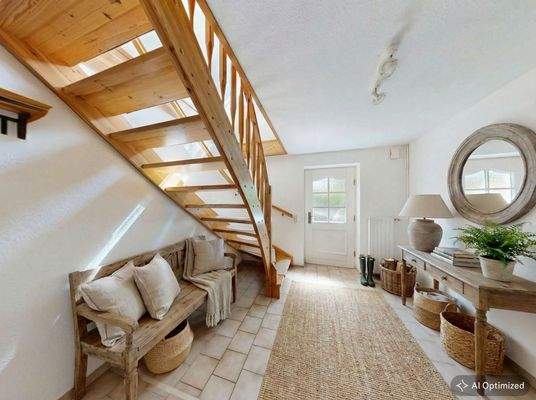 [KI-optimiertes Foto] Flur- und Eingangsbereich im Erdgeschoss