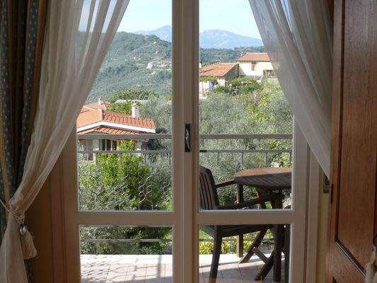 PE894_17 TERRA ITALIA IMMOBILIEN_LIGURIEN_PERINALD