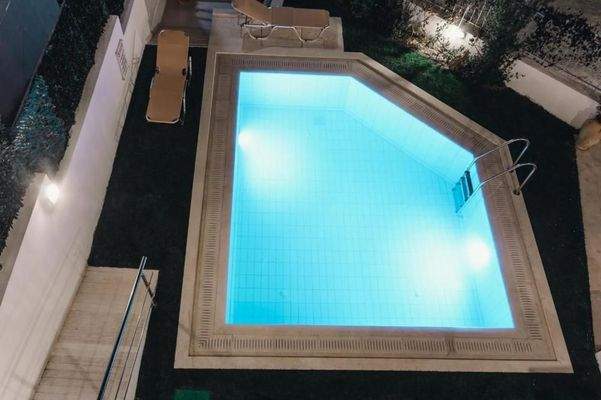 Kreta, Myli: Zwei Residenzen mit Meerblick in ruhiger Lage zu verkaufen