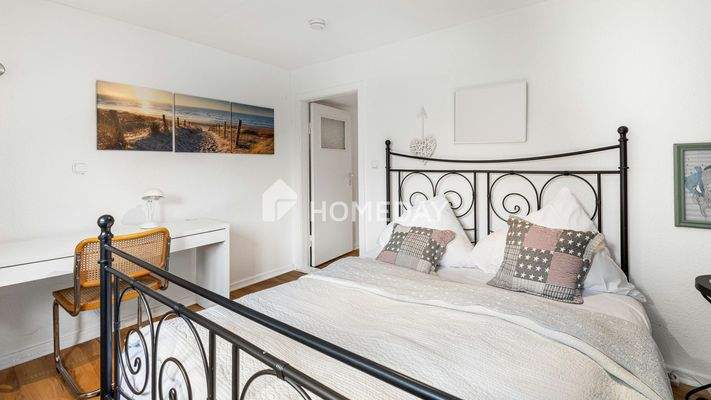 W2 1. OG Schlafzimmer 1 2