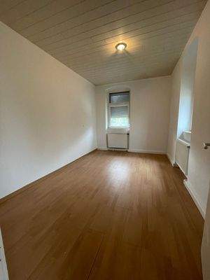 8ece566b-ac6f-464b-9612-2f0382d70f38