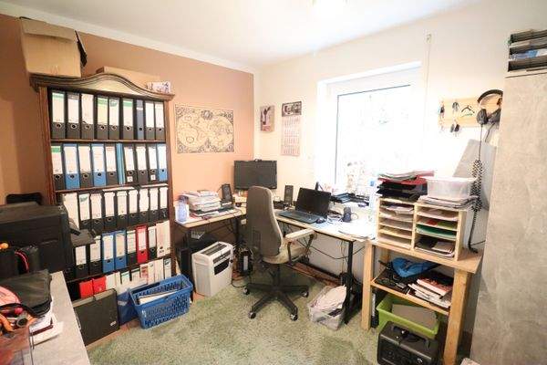 Büro/ Gästezimmer  Dachgeschoss