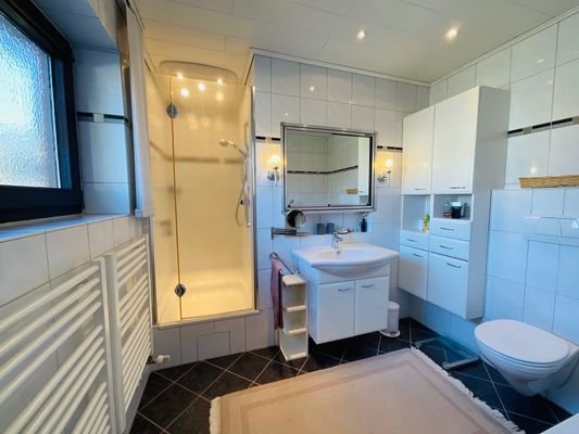 En-suite-Badezimmer