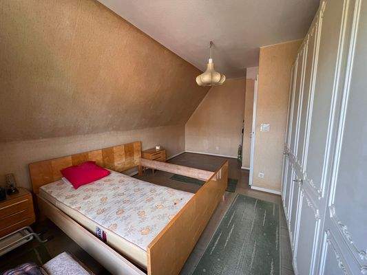 Schlafzimmer (2).JPEG