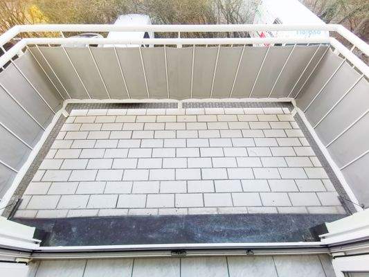 Großzüger Balkon
